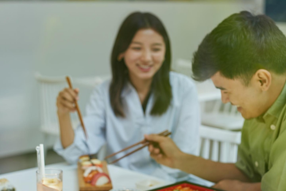 Sushi chef at work